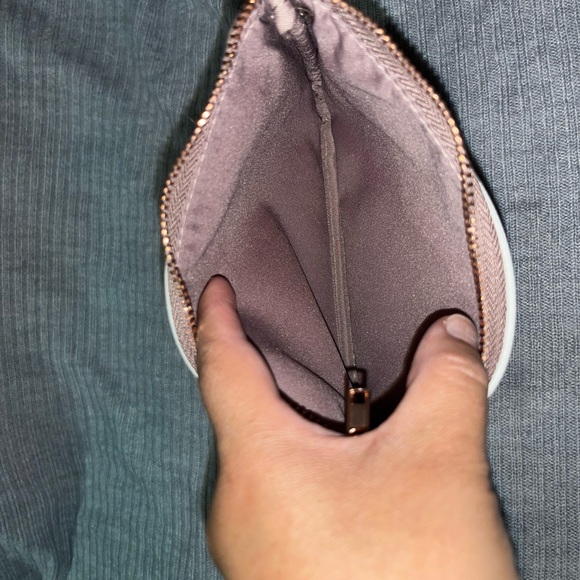 Dwell Studio Pouch - Picture 3 of 6